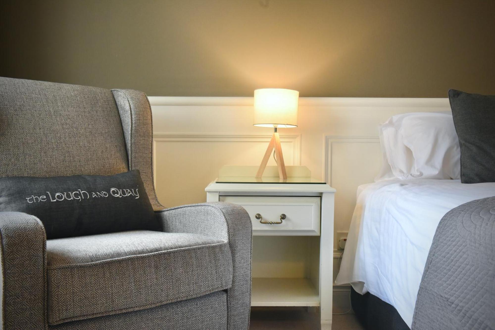 The Lough & Quay Accommodation Town Centre وارين بوينت المظهر الخارجي الصورة
